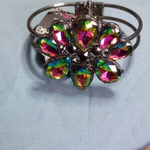 paparazzi Rainbow Teardrop Crystal Flower Bracelet